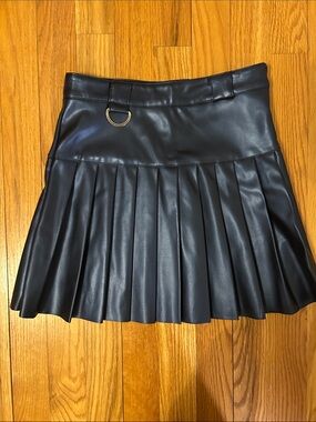 Mayoral Navy Faux Leather Pleated Mini Skirt Girls Size 8